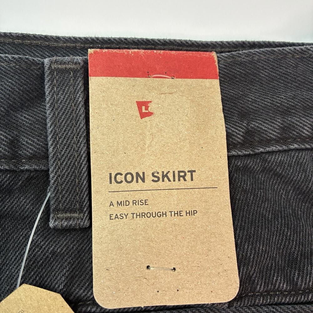 NEW Levi's Mini Icon Denim Skirt Women’s Size 29 Black Zip Front Mid-Rise - Picture 3 of 6